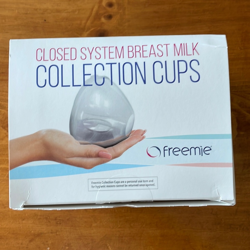 Freemie Pump and extra set of cups